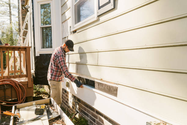 Trusted Emergency Siding Repair service in Lake Helen, FL - Creative Siding